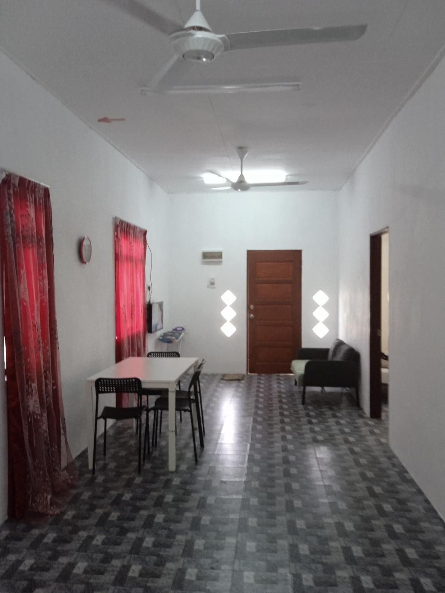 Homestay Idaman B B With 2 Room Aircond 2 Quen Bed And Not Sharing Room -Privacy Kuala Terengganu Extérieur photo
