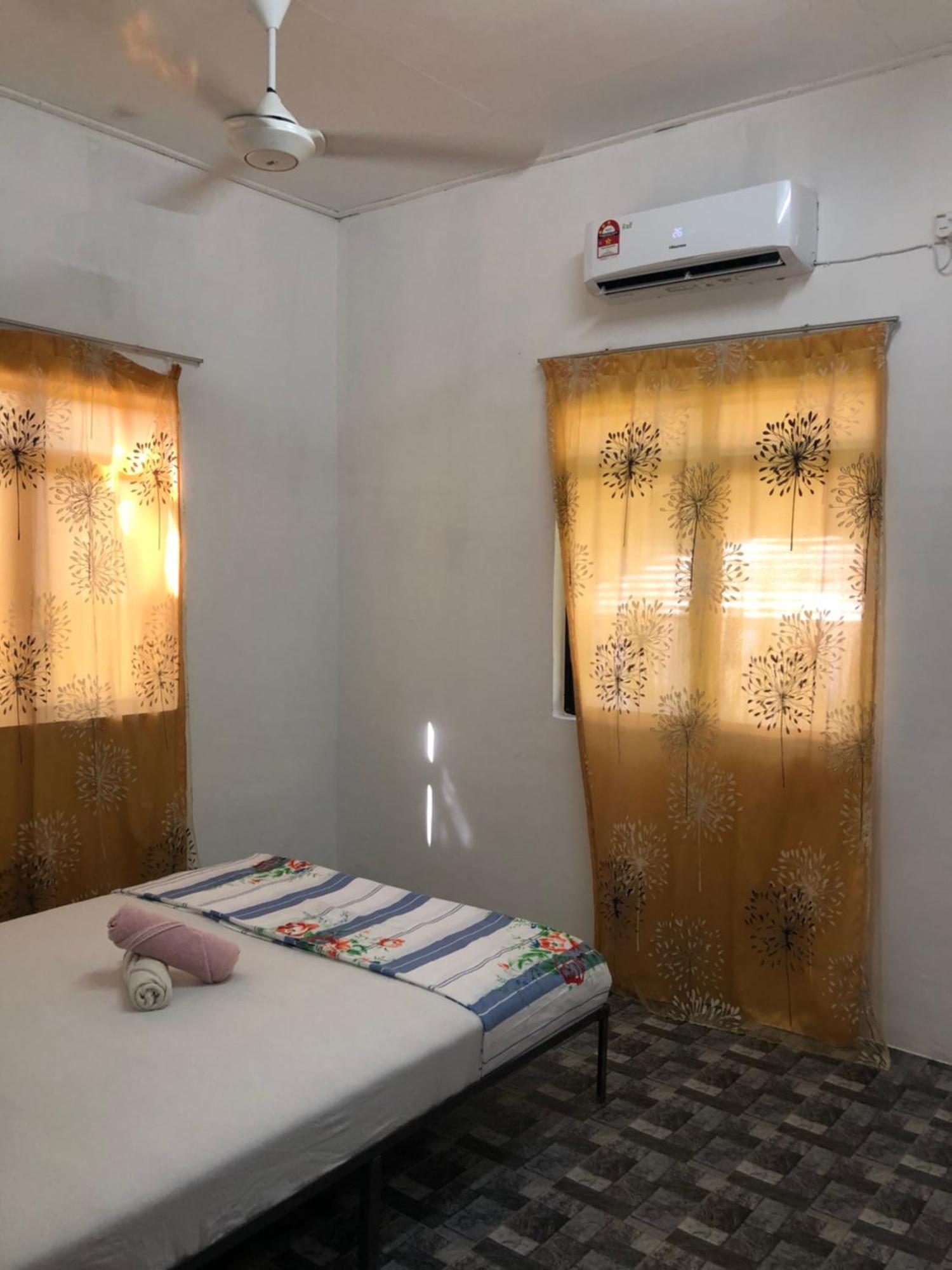 Homestay Idaman B B With 2 Room Aircond 2 Quen Bed And Not Sharing Room -Privacy Kuala Terengganu Extérieur photo