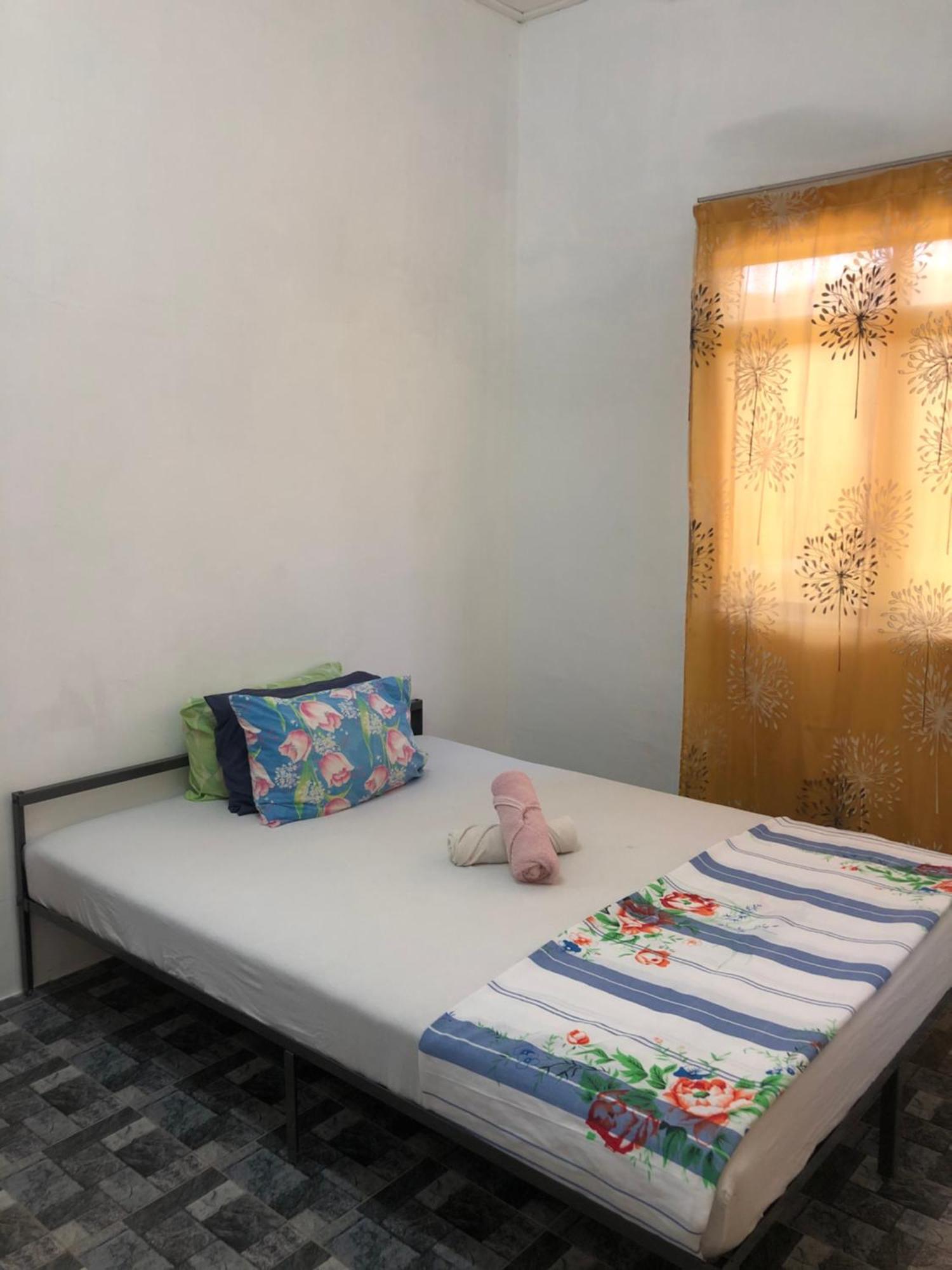 Homestay Idaman B B With 2 Room Aircond 2 Quen Bed And Not Sharing Room -Privacy Kuala Terengganu Extérieur photo